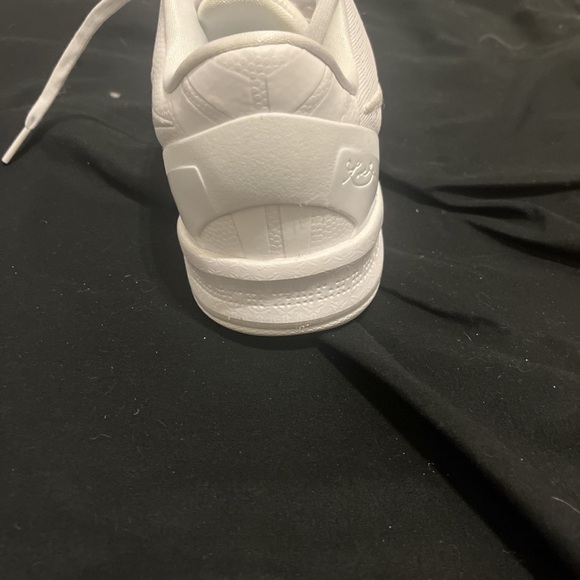 Nike Kobe VIII 8 Protro Halo Mens Triple White Basketball Shoe FJ9364-100 main image 4